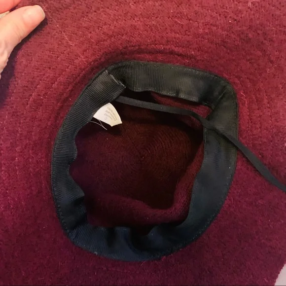 Dark Red 100% Wool Hat - Picture 4 of 4